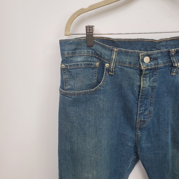 508 Levi's Jeans  34 X 29 - Picture 3 of 9